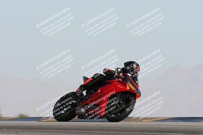 media/Dec-01-2025-Moto Forza (Mon) [[2daa91e15f]]/2-Intermediate Group/Session 2 Turn 9 Entry/